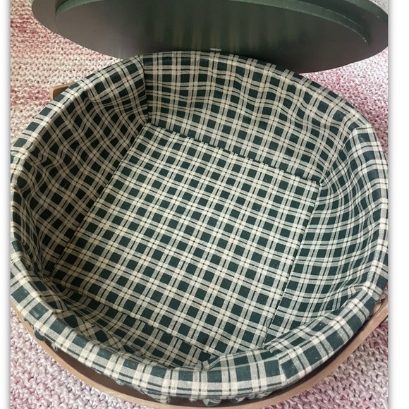 Vintage Christmas Snowman Woven Wicker Basket With Handles - Picture 2 of 5